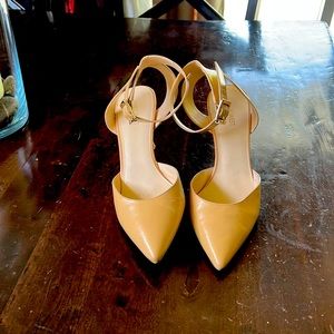 Sexy Nine West ankle strap pumps